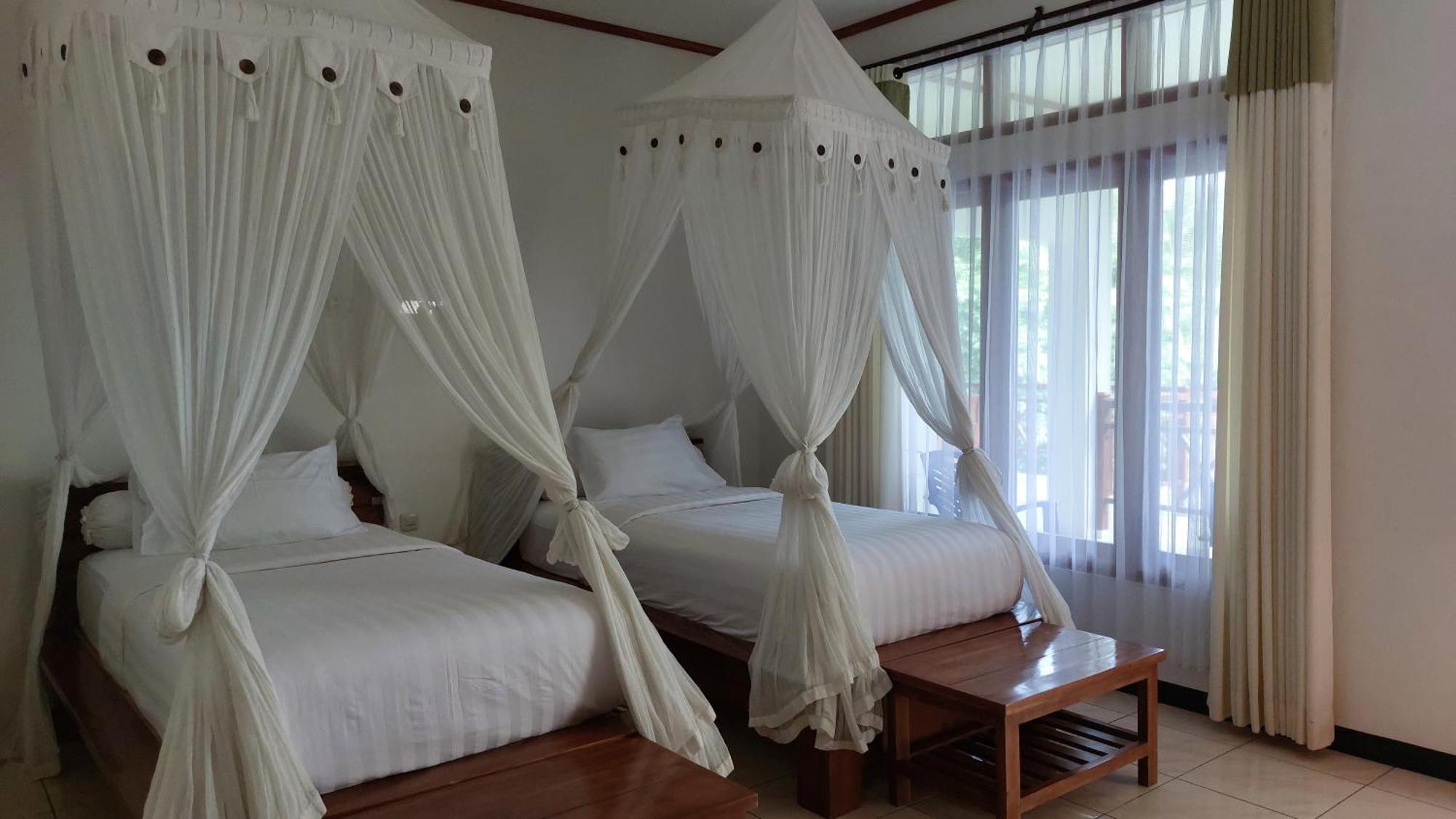 Hotel La Belle Etoile Labuan Bajo Exterior foto